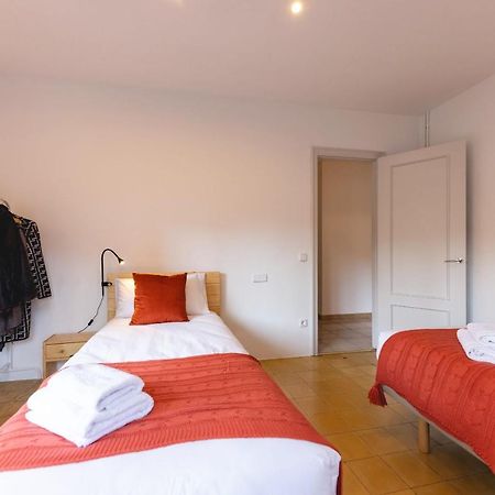 Bravissimo El Lleo, Bright 4-Bedroom Apartment Gerona Buitenkant foto