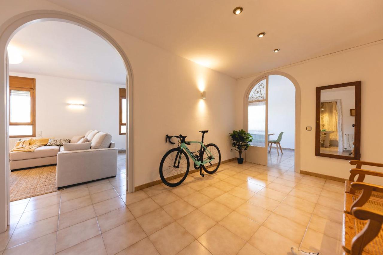 Bravissimo El Lleo, Bright 4-Bedroom Apartment Gerona Buitenkant foto