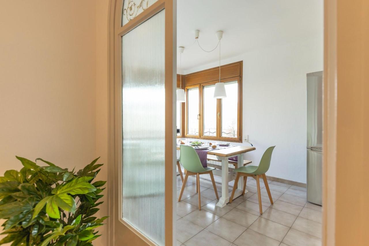 Bravissimo El Lleo, Bright 4-Bedroom Apartment Gerona Buitenkant foto