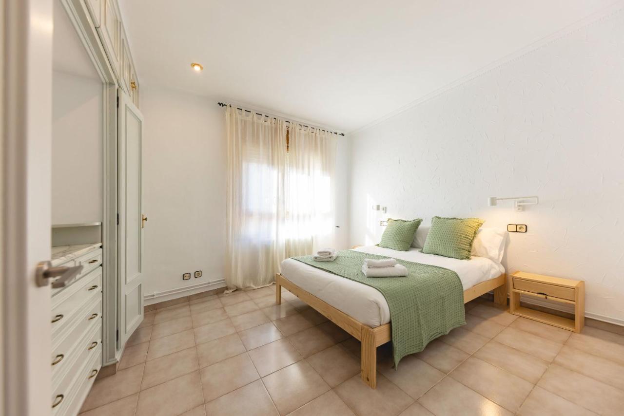 Bravissimo El Lleo, Bright 4-Bedroom Apartment Gerona Buitenkant foto